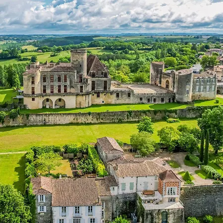 Le Jardin Du Chateau *